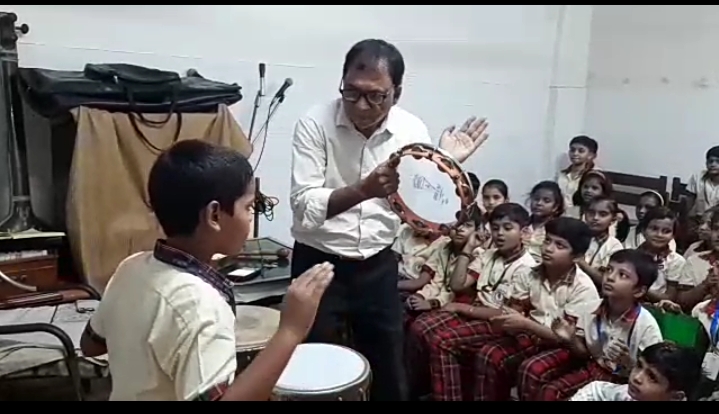 KNICE LAL DIGGI
